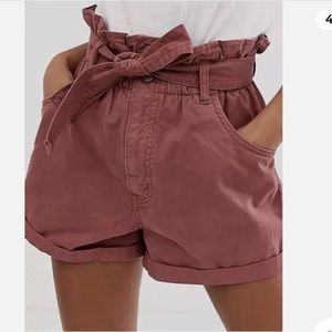 Abercrombie & Fitch High Waist Paperbag Waist Shorts Women’s Size M